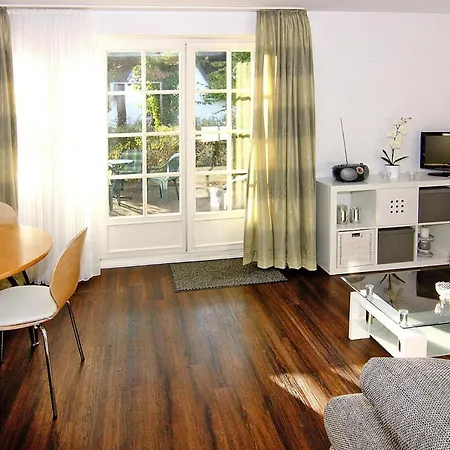 Holiday Flat In Der Achtern Diek - Dos06067-p *