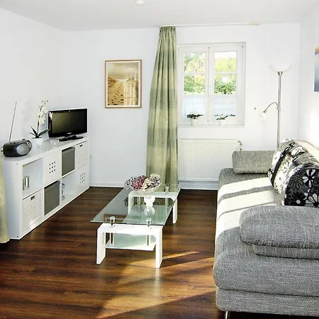 Holiday Flat In Der Achtern Diek - Dos06067-p * Zingst